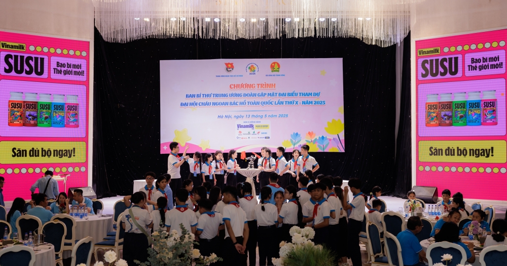 Vinamilk tiếp sức &quot;búp măng non&quot; viết tiếp hành trình Cháu ngoan Bác Hồ đầy tự hào