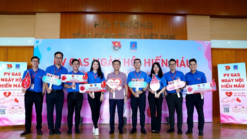 Ngày hội hiến máu PV GAS - Một giọt máu triệu tấm lòng