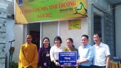 xi nghiep phan phoi khi thap ap vung tau trao gui nhung yeu thuong