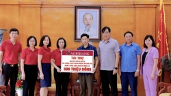 agribank tai tro 500 trieu dong khac phuc hau qua do mua lu tai yen bai