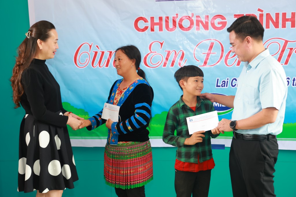 Dự án phát triển báo chí Việt Nam tổ chức