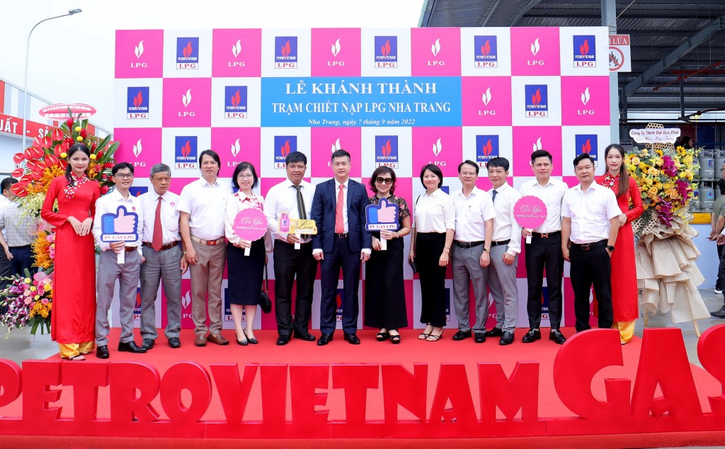 Vui mừng tham dự Lễ Khánh thành Trạm chiết nạp LPG Nha Trang