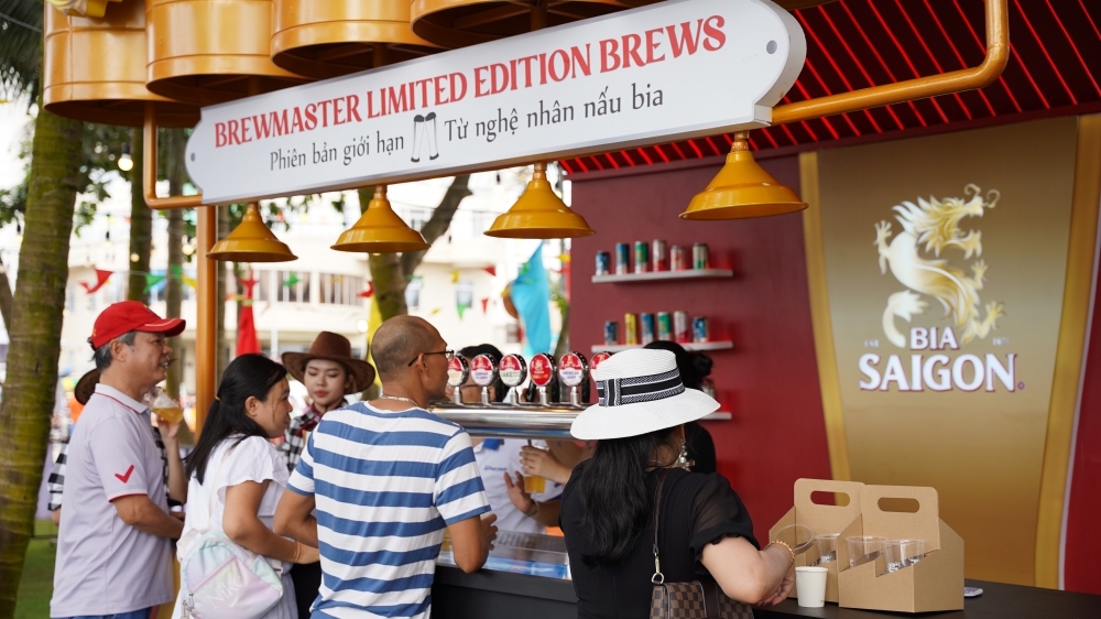 Du khách tấp nập "đổ về" Lễ hội Vũng Tàu Beerfest 2023