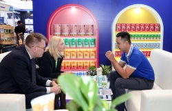 5 trieu ong hut nhua bien mat vinamilk mo rong don hang xuat khau