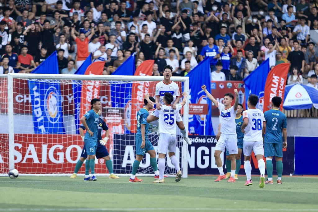 Mobi trở thành nhà vô địch giải bóng đá 7 người Vô địch Quốc gia Bia Saigon Cup 2023 - Khu vực miền Bắc (HPL-S10).
