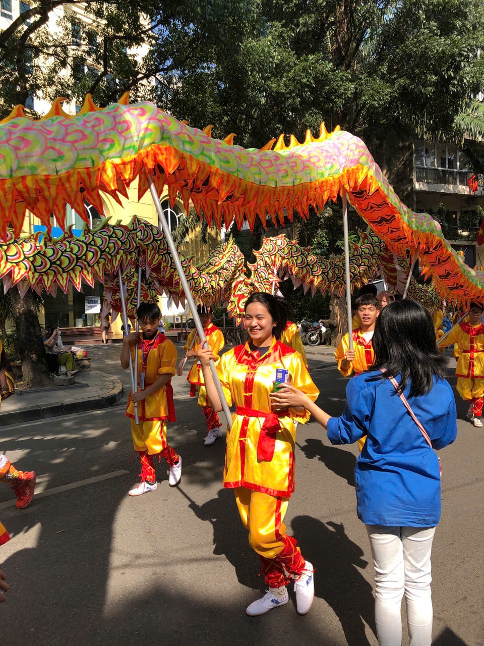 Vinamilk cùng thanh niên Hà thành tiếp sức 