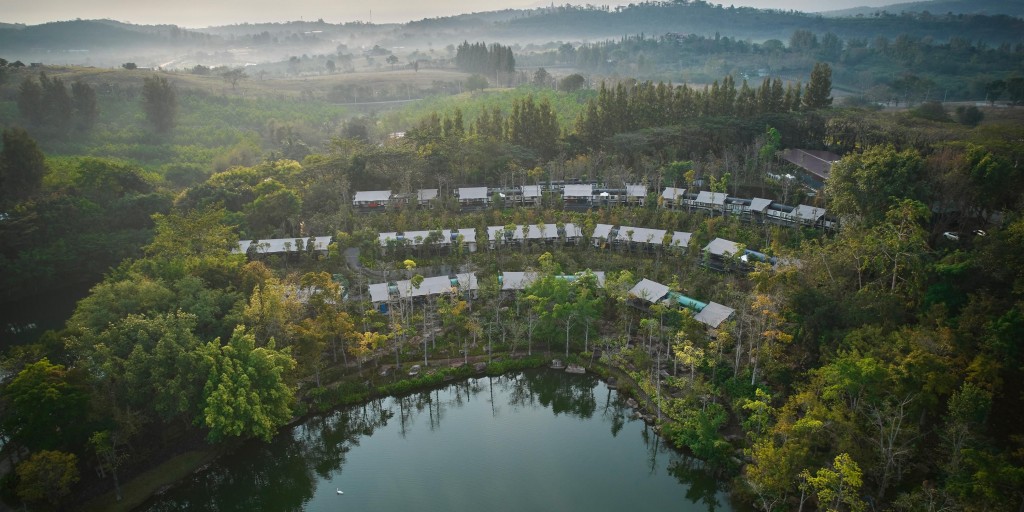 Khu nghỉ dưỡng InterContinental Khao Yai lấy cảm hứng từ lịch sử ngành đường sắt Thái Lan với những dãy phòng đặc biệt được chuyển đổi công năng từ chính các toa xe lửa (Ảnh: IHG Hotels &amp;amp; Resorts).