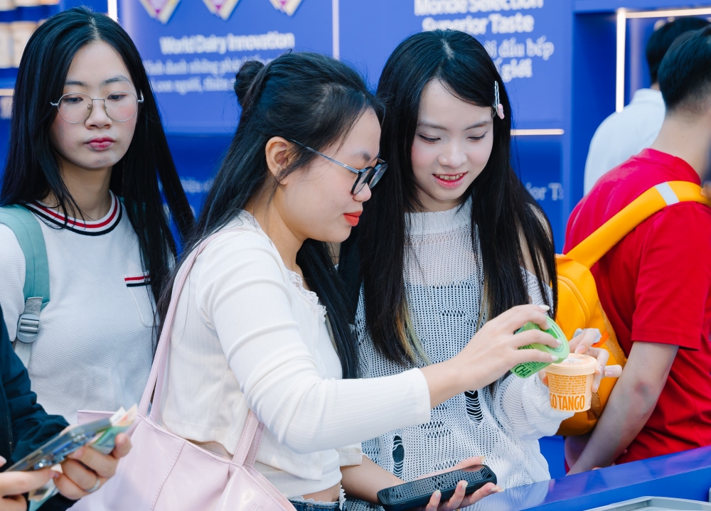 Kinh doanh trong nước và nước ngoài cùng tăng trưởng đưa “ông lớn ngành sữa” đạt đỉnh doanh thu mới trong quý III/2025