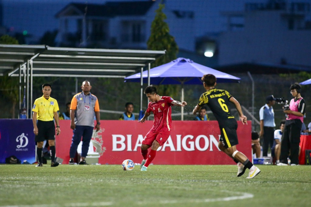 Đội tuyển bóng đá 7 người Việt Nam thắng đậm trận ra quân