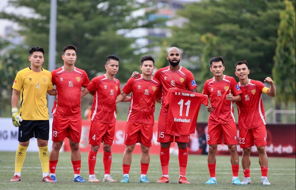Đội tuyển bóng đá 7 người Việt Nam thắng đậm trận ra quân