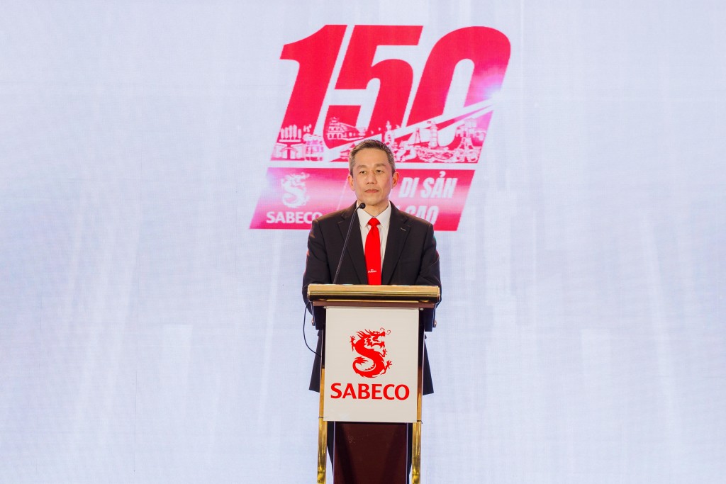 Ông Lester Tan, Tổng Giám đốc, Tổng Công ty Cổ phần Bia – Rượu – Nước giải khát Sài Gòn (SABECO) phát biểu tại sự kiện Ông Lester Tan, Tổng Giám đốc, Tổng Công ty Cổ phần Bia – Rượu – Nước giải khát Sài Gòn (SABECO) phát biểu tại sự kiện