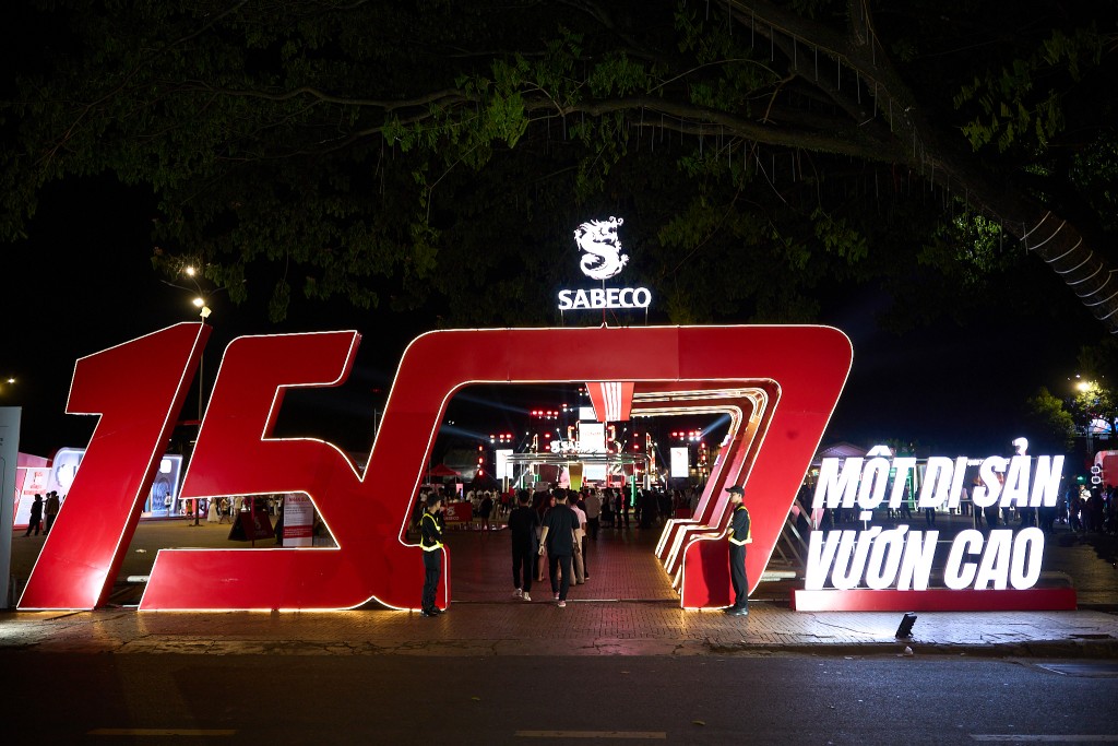 “Hành Trình Di Sản” và “Đêm Di Sản” do SABECO tổ chức thu hút sự tham gia của hàng nghìn người dân tại Buôn Ma Thuột, Đắk Lắk(1)