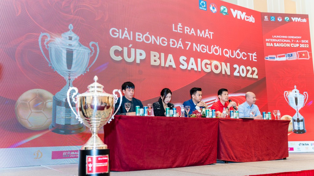 Lần đầu ra mắt Giải bóng đá 7 người quốc tế Cúp Bia Saigon 2022
