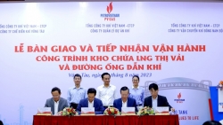 Ký kết bàn giao và tiếp nhận vận hành Kho chứa LNG Thị Vải và đường ống dẫn khí