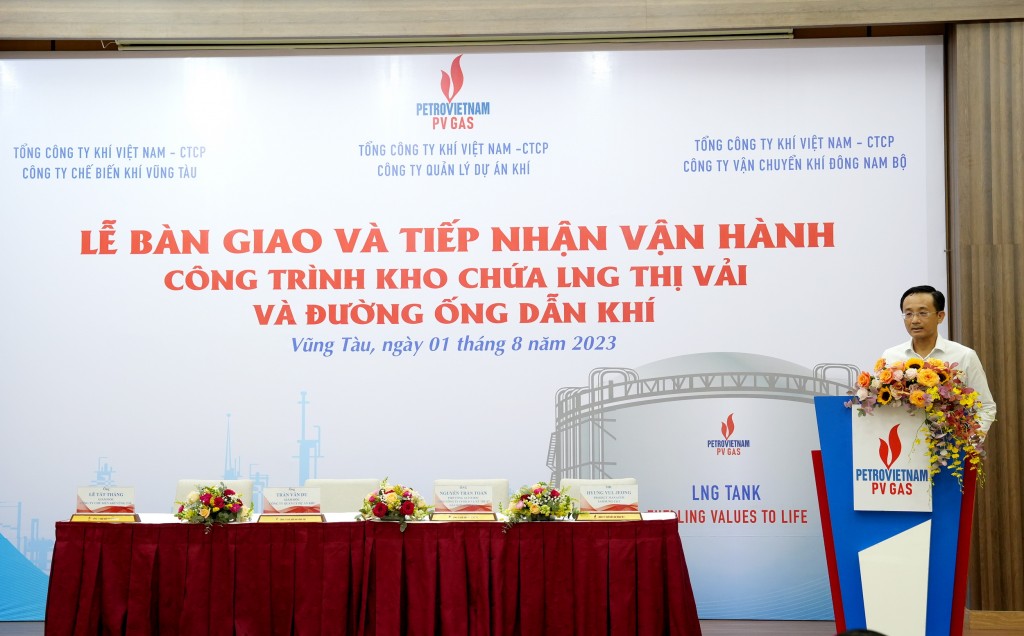 ông Trần Nhật Huy – Phó Tổng giám đốc PV GAS phát biểu khai mạc Lễ bàn giao và tiếp nhận vận hành kho cảng LNG Thị Vải, đường ống dẫn khí LNG Thị Vải - Phú Mỹ