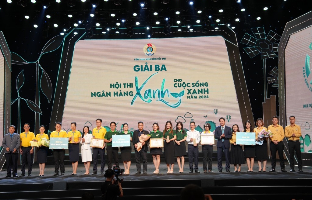 BAC A BANK "rinh" giải Ba Hội thi “Ngân hàng xanh cho cuộc sống xanh”