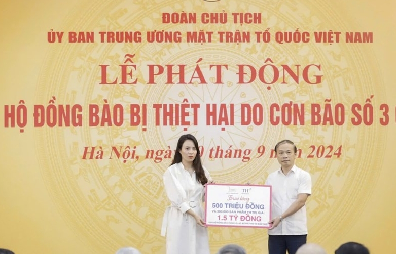 Tập đoàn TH và BAC A BANK hỗ trợ 5,5 tỷ đồng tới các tỉnh bị ảnh hưởng do bão Yagi