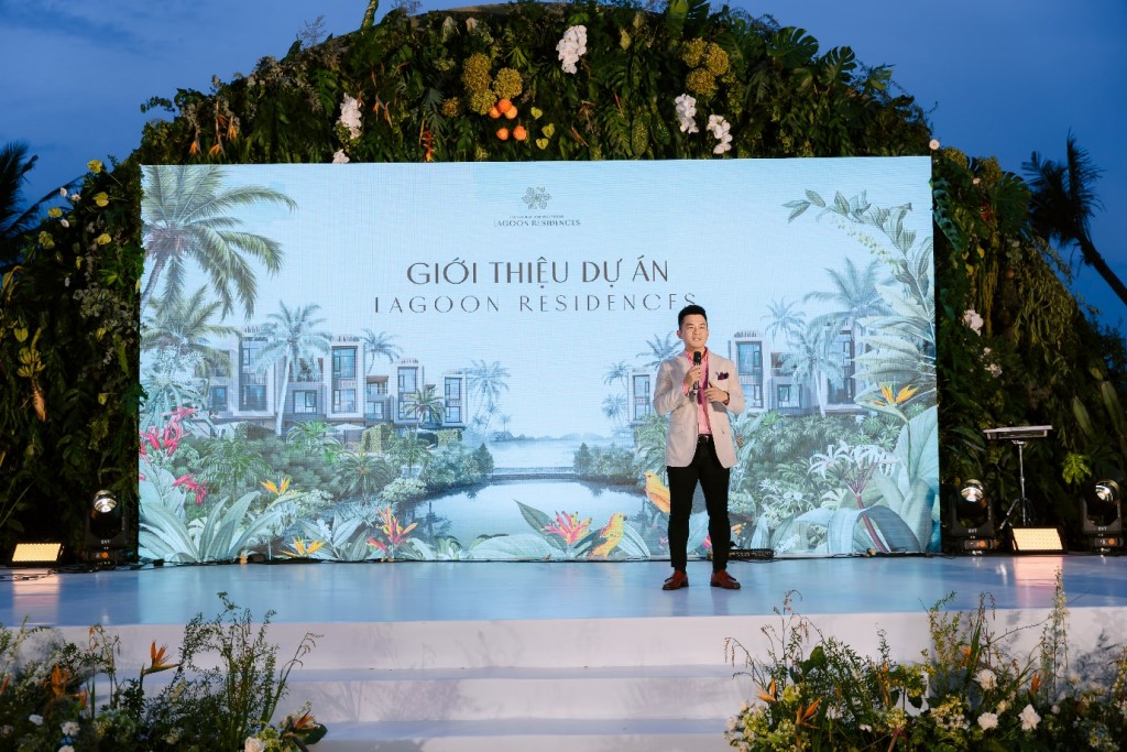 Thưởng lãm “Mùa hè bất tận bên vịnh biển
