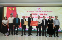 sabeco gop 1 ty dong ho tro nguoi dan nghe an ha tinh khac phuc thiet hai sau bao lu