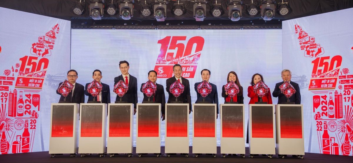 Ban Tuyên giáo - Ủy ban Trung ương Mặt trận Tổ quốc Việt Nam, Báo Đại đoàn kết và Tổng công ty Cổ phần Bia - Rượu - Nước giải khát Sài Gòn (SABECO) đã phối hợp khởi động Chiến dịch “150 năm di sản vươn cao”; đồng thời công bố giải thưởng “Vinh danh người truyền lửa”.