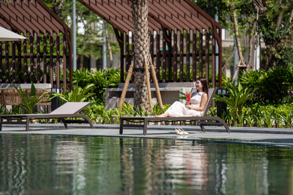 Những tiện ích nội khu trở thành không gian lý tưởng để gia đình thư giãn và tận hưởng nhịp sống bên vịnh kỳ quan. Ảnh chụp thực tế tại Horizon Bay. Những tiện ích nội khu trở thành không gian lý tưởng để gia đình thư giãn và tận hưởng nhịp sống bên vịnh kỳ quan. Ảnh chụp thực tế tại Horizon Bay.