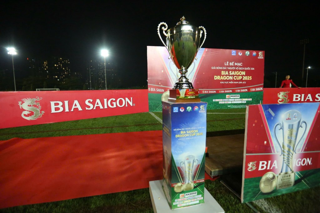 36 Hoàng Nông Thảo Vy đăng quang thuyết phục tại khu vực miền Nam