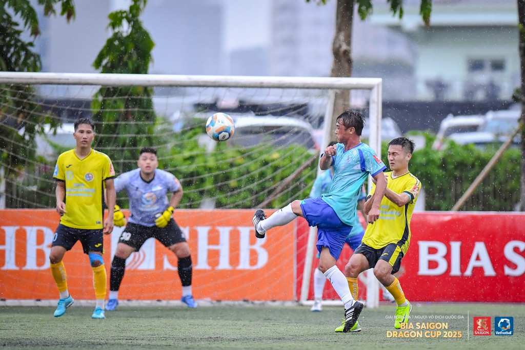 SHB giành vé sớm, cục diện “bảng tử thần” khó lường