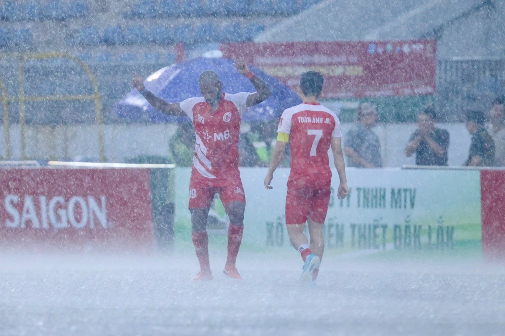 Thiên Khôi FC vào chung kết sau trận thuỷ chiếnkịch tính với MyMy FC