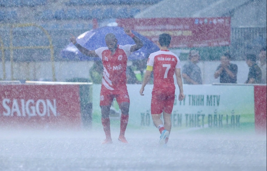 Thiên Khôi FC "vượt nắng, thắng mưa" tiến vào trận chung kết