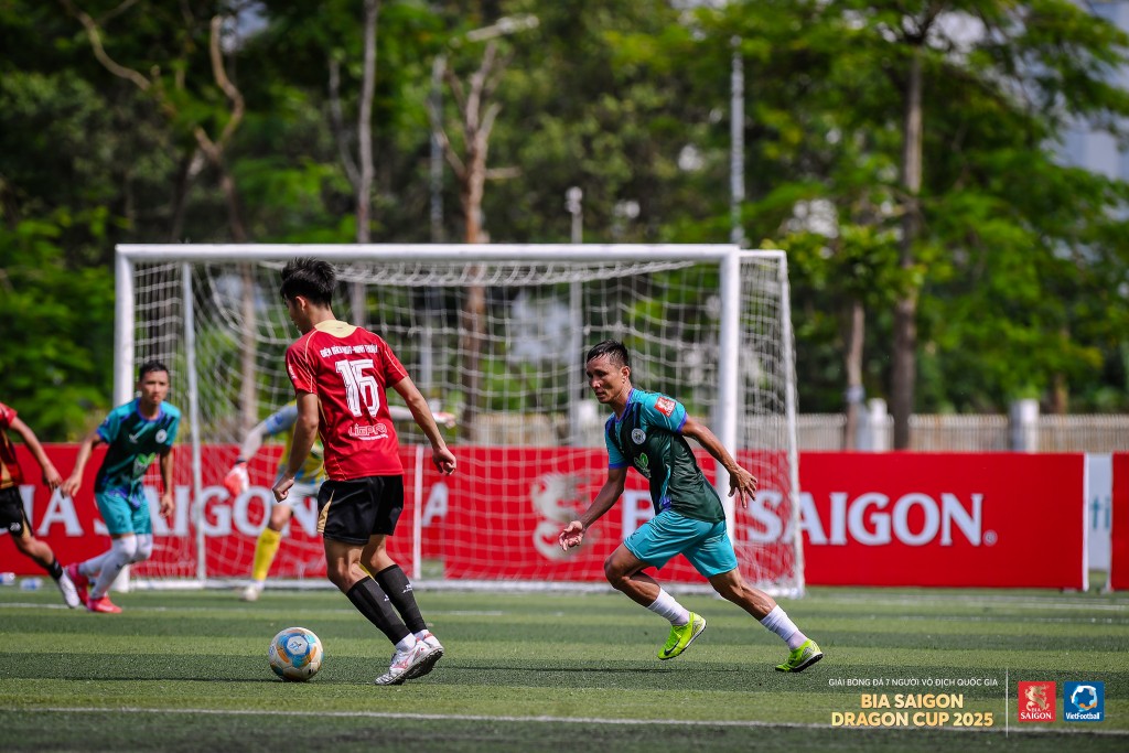 Thiên Khôi FC lần đầu bước lên ngôi vương Giải bóng đá 7 người VĐQG Bia Saigon Dragon Cup 2025