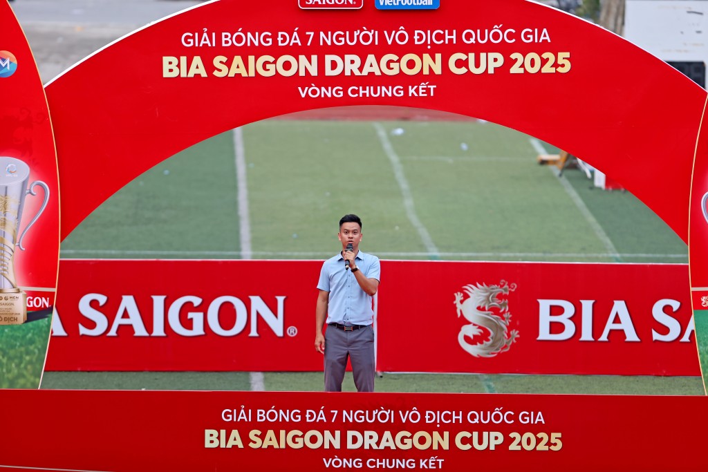 ông Phạm Ngọc Tuấn – Tổng Giám đốc Công ty Cổ phần Bóng đá Việt (VietFootball) chia sẻ: ông Phạm Ngọc Tuấn – Tổng Giám đốc Công ty Cổ phần Bóng đá Việt (VietFootball) chia sẻ: