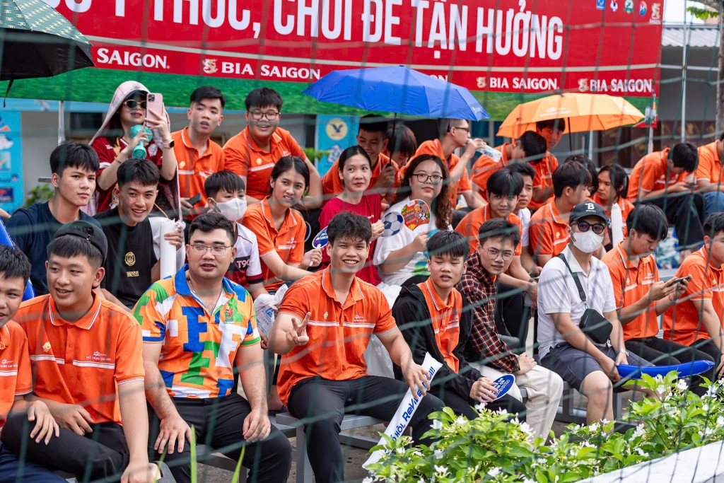 Giải bóng đá 7 người Bia Saigon Dragon Cup 2025 lần đầu khởi tranh tại Thanh Hóa Giải bóng đá 7 người Bia Saigon Dragon Cup 2025 lần đầu khởi tranh tại Thanh Hóa