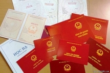 Khởi tố 3 bị can trong đường dây làm giả bằng tốt nghiệp đại học