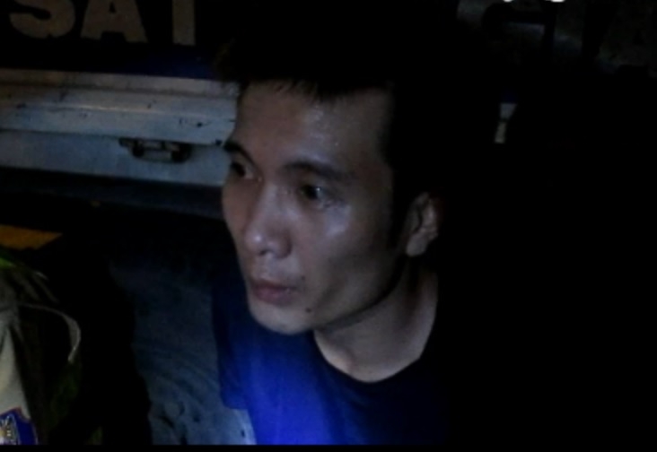 Hà Nội: Cảnh sát 141 chặn đối tượng mang 2 gói ma túy trong túi quần