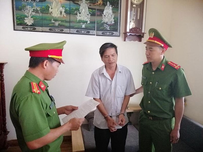 Khởi tố, bắt tạm giam ông chủ hiếp dâm cô giúp việc bị khuyết tật