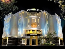Bất chấp đề nghị dừng hoạt động, Karaoke PattayA Club vẫn đón khách