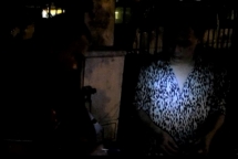 Cảnh sát 141 phát hiện thợ cắt tóc mang cần sa giấu trong tờ tiền