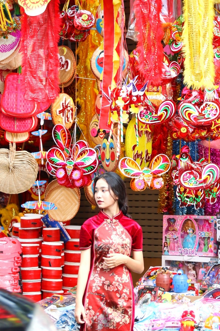 pho hang ma mang khong khi trung thu den som