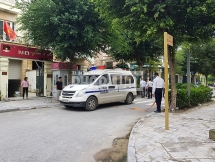 Phong tỏa hiện trường vụ bảo vệ KĐT Dương Nội nghi bị sát hại, cướp của