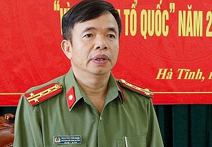 vu an dua nguoi sang anh trai phep khoi to bat giam 2 doi tuong