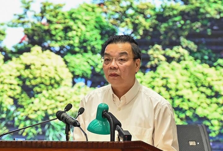 Chủ tịch UBND TP Hà Nội Chu Ngọc Anh trình bày báo cáo tại buổi làm việc