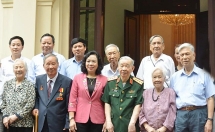 Lãnh đạo TP Hà Nội gặp mặt Ban liên lạc các chiến sĩ Việt Minh thành Hoàng Diệu