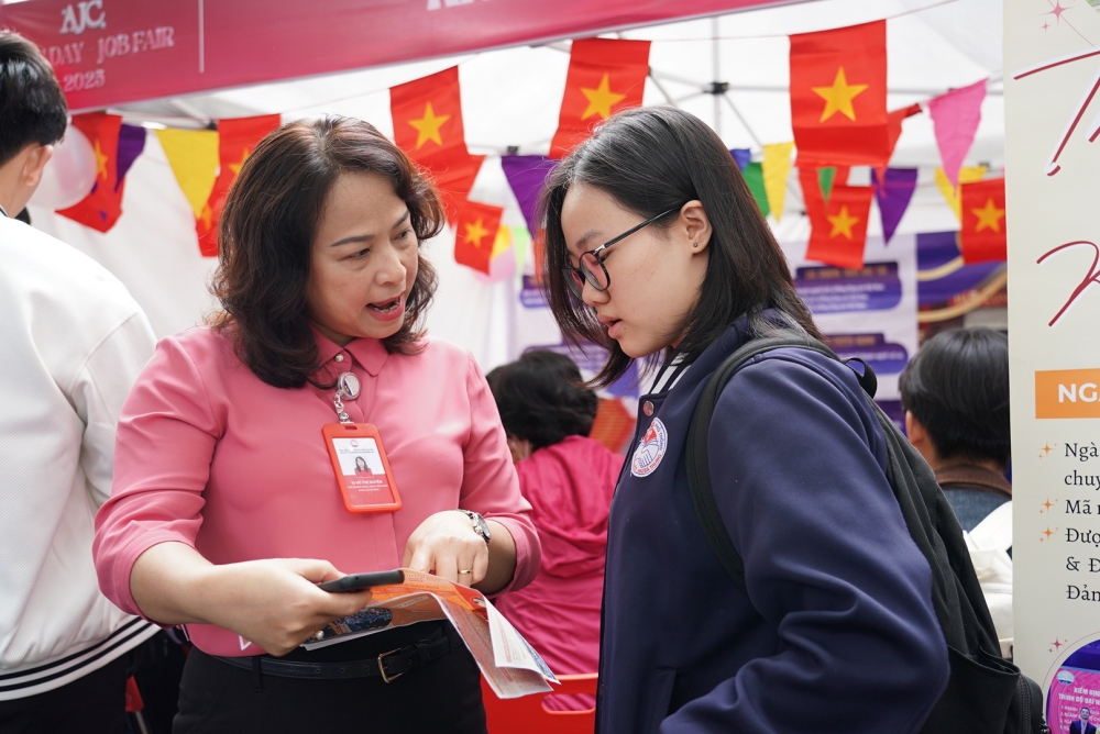 Sôi động AJC Open Day – Job Fair 2025: "Phá thạch khai hoa"
