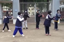 Học sinh THPT Thạch Thất tuyên truyền chống Covid-19 thông qua vũ điệu rửa tay