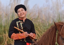 Chàng trai dân tộc Nùng Xứ Lạng với những đoạn clip hài triệu view