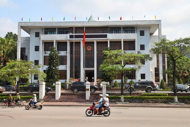 cam pha quang ninh thien duong cua nhung can nha xay trai phep