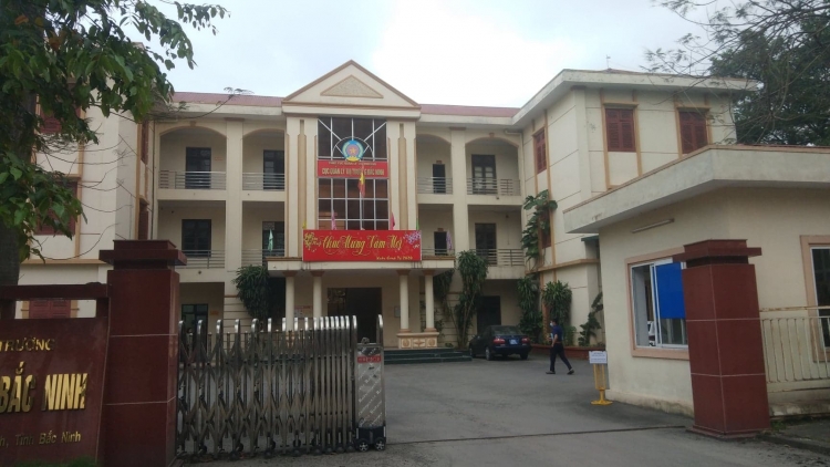 bac ninh phat hien thu giu hang nghin chiec dong ho lau