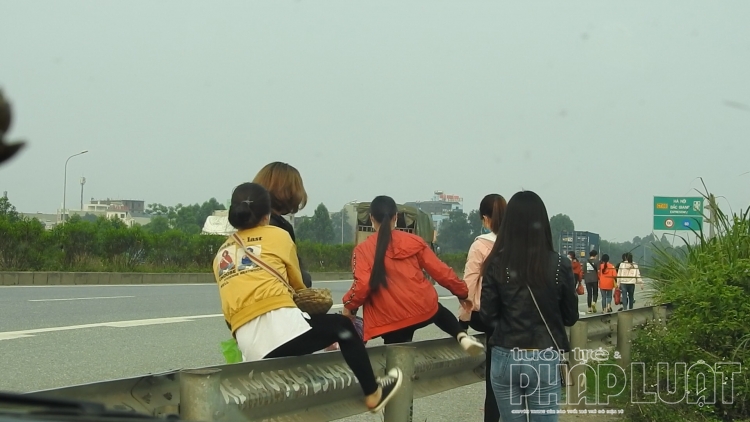 cao toc ha noi bac giang diem den giao thong khong ngo toi