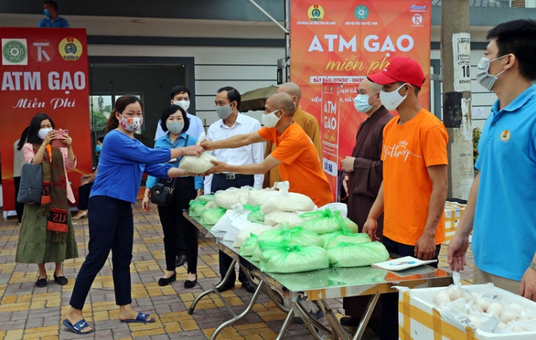 bac ninh trien khai chinh sach ho tro nguoi dan kho khan do dai dich covid 19