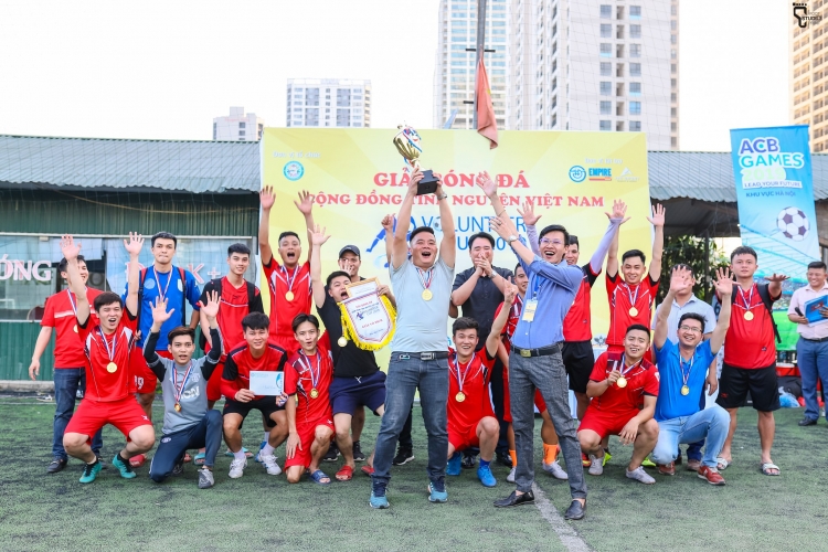 Giải bóng đá Cộng đồng tình nguyện Việt Nam 2019 đã tìm được nhà vô địch